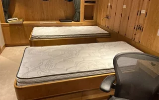 custom-boat-bed