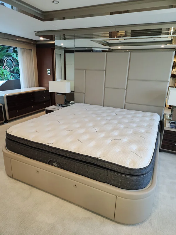 maverick-naples-florida-5 Custom boat bed mattress